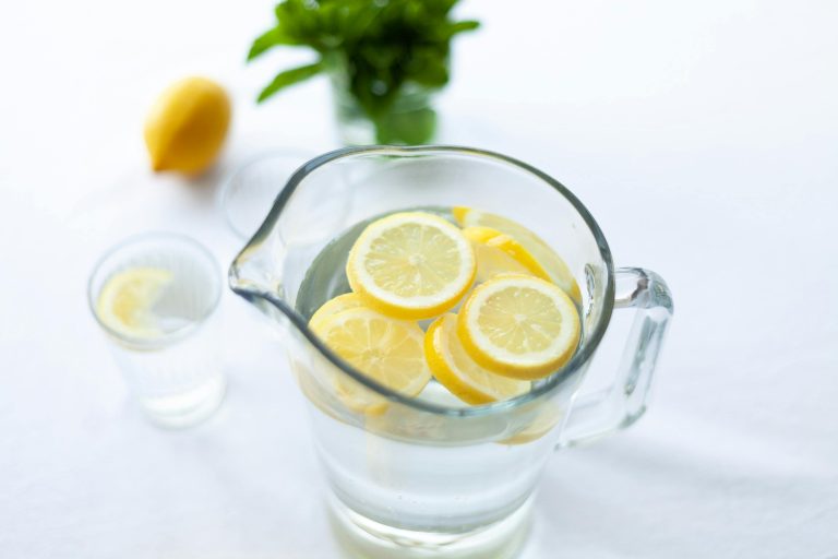 Lemon Juice: A Zesty Drink with Powerful Perks 🍋